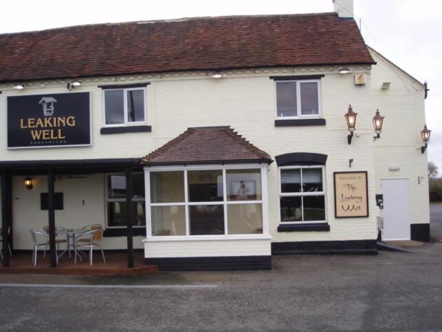DunhamptonThe Leaking Well住宿加早餐旅馆 外观 照片
